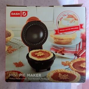 Dash Mini Pie Maker